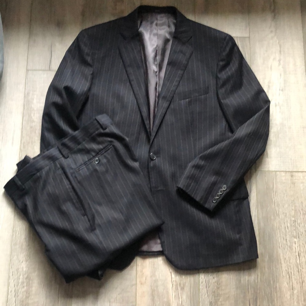 Gorgeous Navy Pinstripe Suit!
